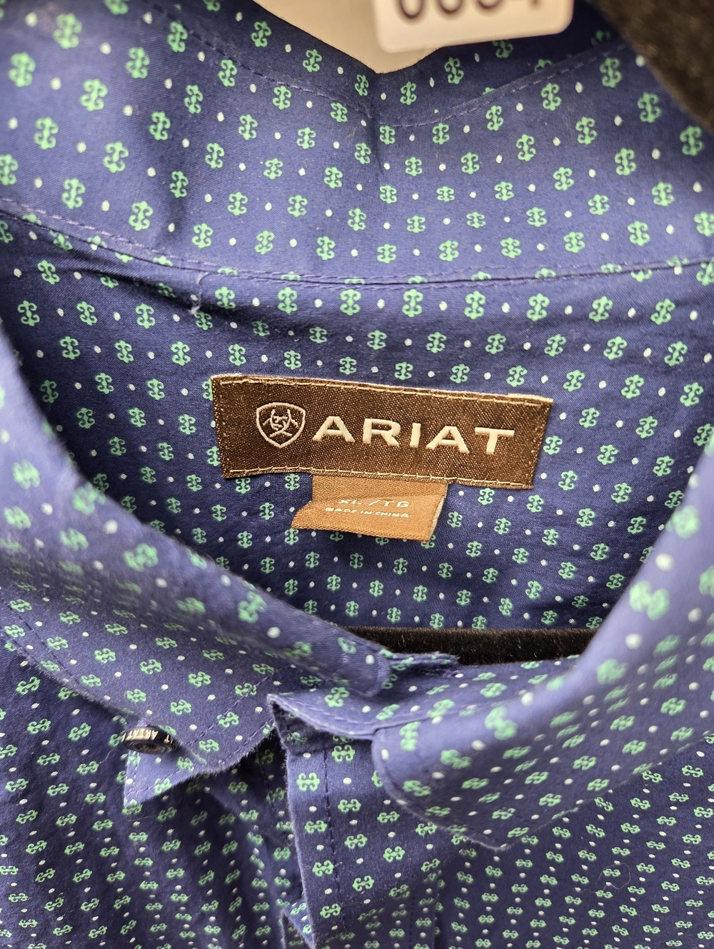 Ariat Men’s Button Down Shirt XL Blue Green Geo Print Western Casual #654 - Picture 3 of 8